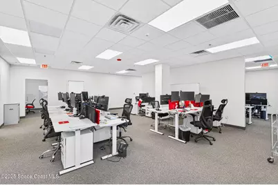 930 S Harbor City Boulevard #505, Melbourne, FL 32901 - Photo 9