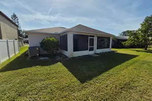 1278 White Oak Cir, Melbourne, FL 32934 - Photo 11