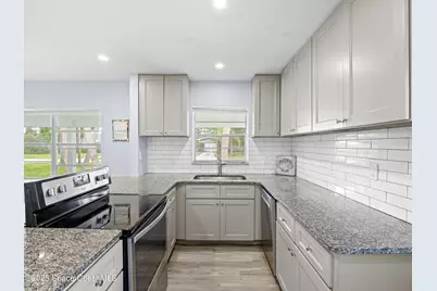 1715 Glendon Drive, Melbourne, FL 32901 - Photo 9