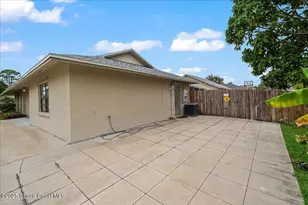 701 Elmont St NW, Palm Bay, FL 32907 - Photo 3