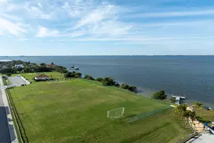 8924 Puerto Del Rio Dr, Cape Canaveral, FL 32920 - Photo 3