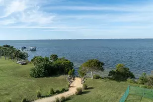 8924 Puerto Del Rio Dr, Cape Canaveral, FL 32920 - Photo 7