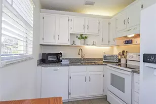 73 Royal Oak, Vero Beach, FL 32962 - Photo 9