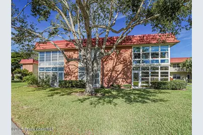 73 Royal Oak #103, Vero Beach, FL 32962 - Photo 3