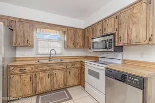 660 SE Grandeur Street SE, Palm Bay, FL 32909 - Photo 5