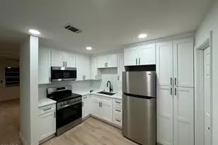 328 Bay Ave, Cocoa, FL 32922 - Photo 3