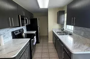 121 Franklyn Ave, Indialantic, FL 32903 - Photo 9