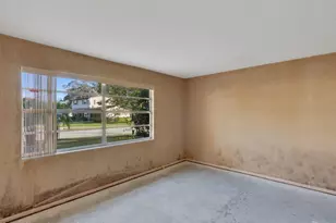 3170 Kent Dr, Melbourne, FL 32935 - Photo 9