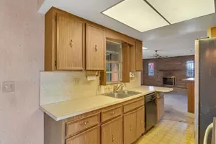 3170 Kent Dr, Melbourne, FL 32935 - Photo 3