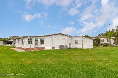 520 Lee Court, West Melbourne, FL 32904 - Photo 3