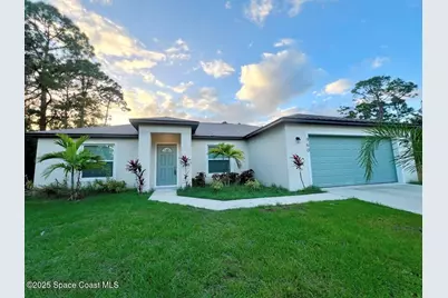 960 Happiness Avenue SW, Palm Bay, FL 32908 - Photo 1