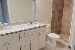 960 Happiness Ave SW, Palm Bay, FL 32908 - Photo 7