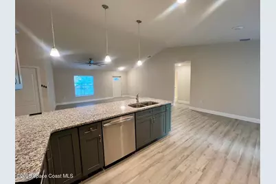 960 Happiness Avenue SW, Palm Bay, FL 32908 - Photo 5