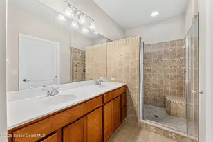 1050 Venetian Dr, Melbourne, FL 32904 - Photo 19