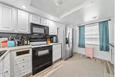 560 S Brevard Avenue #632, Cocoa Beach, FL 32931 - Photo 5