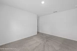 526 Blackhorse St SE, Palm Bay, FL 32909 - Photo 13