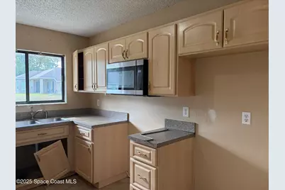 1013 Wacona Street SE, Palm Bay, FL 32909 - Photo 7