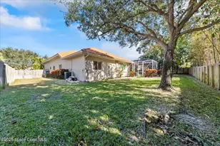 327 Southampton Dr, Indialantic, FL 32903 - Photo 3