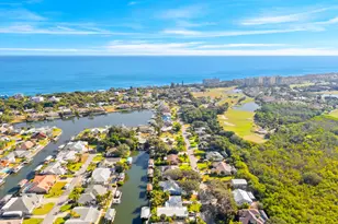 298 Beverly Ct, Melbourne Beach, FL 32951 - Photo 31