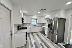 789 Walnut Dr, Melbourne, FL 32935 - Photo 7