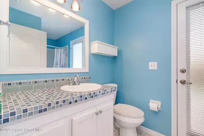 688 Naples Court, Melbourne, FL 32904 - Photo 17