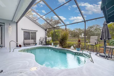 688 Naples Court, Melbourne, FL 32904 - Photo 3