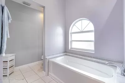 688 Naples Court, Melbourne, FL 32904 - Photo 19