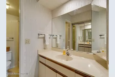 27 Plantation Drive #202, Vero Beach, FL 32966 - Photo 15