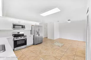 4325 Sugar Maple Ct, Titusville, FL 32780 - Photo 9