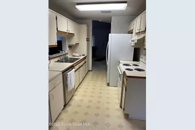 1547 Clover Circle, Melbourne, FL 32935 - Photo 3