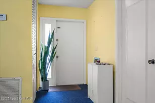 426 NE Solida Cir, Port Saint Lucie, FL 34983 - Photo 9