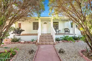 462 E 39th St, Hialeah, FL 33012 - Photo 13