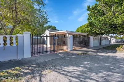 462 E 39 Street, Hialeah, FL 33012 - Photo 15