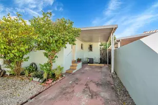 462 E 39th St, Hialeah, FL 33012 - Photo 11