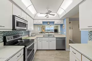 190 Pinellas Ln, Cocoa Beach, FL 32931 - Photo 5