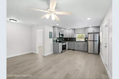 101 Deland Avenue #4, Indialantic, FL 32903 - Photo 5