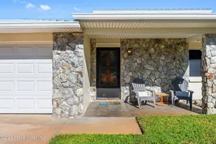 390 Harbor Dr, Cape Canaveral, FL 32920 - Photo 3