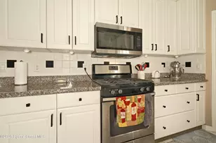 6042 Newbury Cir, Melbourne, FL 32940 - Photo 13