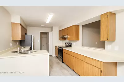 865 Pine Wood Avenue, Rockledge, FL 32955 - Photo 7