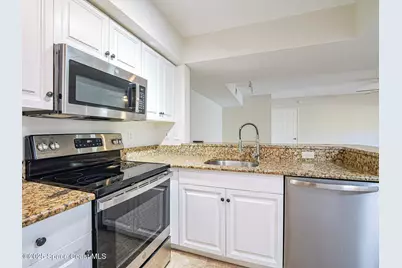 1640 N 42nd Circle #105, Vero Beach, FL 32967 - Photo 7