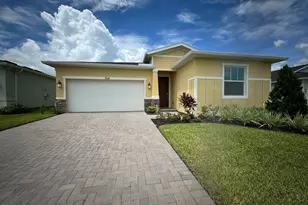 724 Veridian Cir NW, Palm Bay, FL 32907 - Photo 1