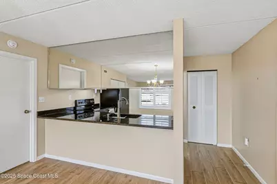 2727 N Wickham Road #11-104, Melbourne, FL 32935 - Photo 15