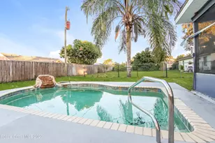 977 Beacon St NW, Palm Bay, FL 32907 - Photo 13