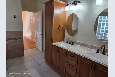 2437 Oakcrest Lane, West Melbourne, FL 32904 - Photo 27