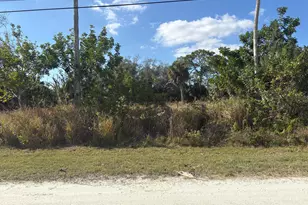 8615 95th Ave, Vero Beach, FL 32967 - Photo 1