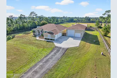 2740 Waring Lane S, Malabar, FL 32950 - Photo 9