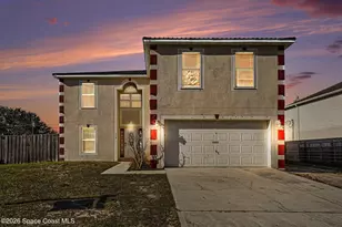 194 NW Abalone Road NW, Palm Bay, FL 32907 - Photo 1