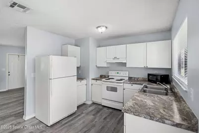 268 Melba Avenue NW, Palm Bay, FL 32907 - Photo 13