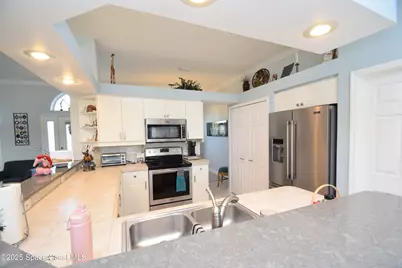 254 Captiva Court, Melbourne Beach, FL 32951 - Photo 21