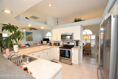 254 Captiva Court, Melbourne Beach, FL 32951 - Photo 17